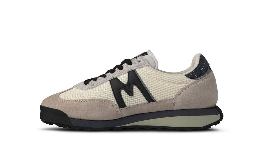 karhu mestari silver lining jet black non-slip sneaker
