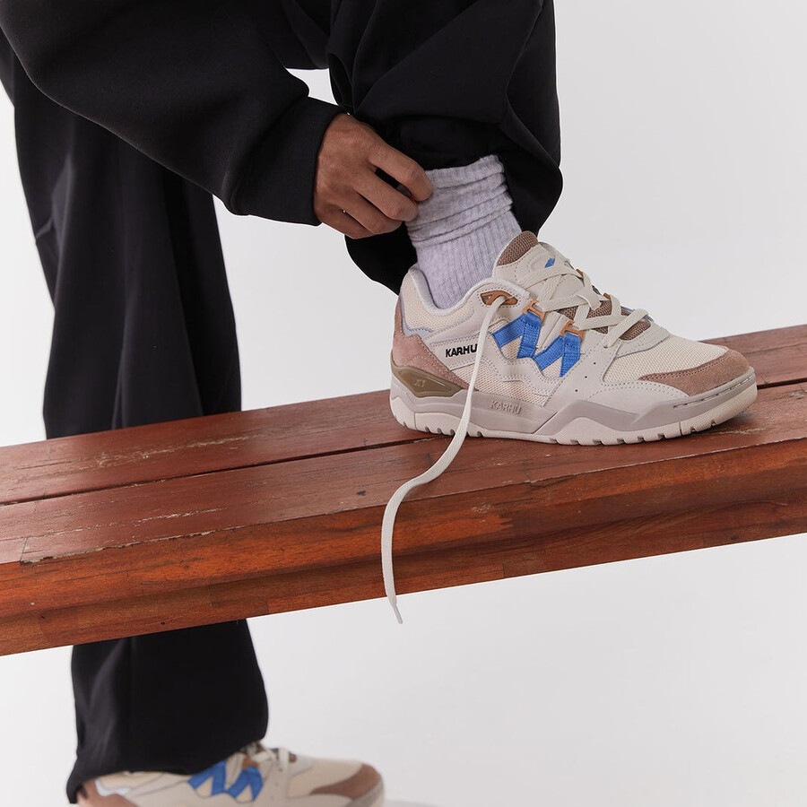 karhu fusion xt warm taupe azure blue - lifestyle sneakers